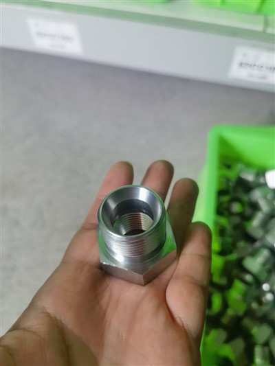 Bsp Male Double Use For 60° Cone Seat Or Bonded Seal/NPT Female